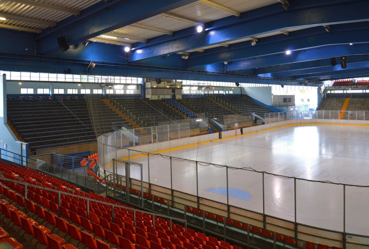 2017-10-31-Eisstadion-Brehmstra-e-D-sseldorf-77-Shift-N.jpg