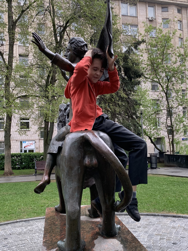 A4A5748A-0868-4CD7-9392-D911E2DDDB6A