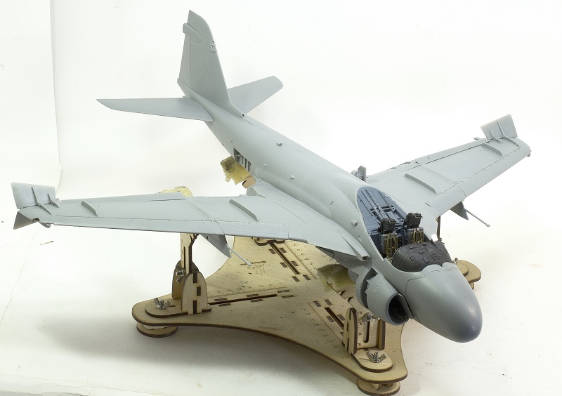 A-6A Intruder 1/32. Trumpeter 02249 DSC-0013-hf