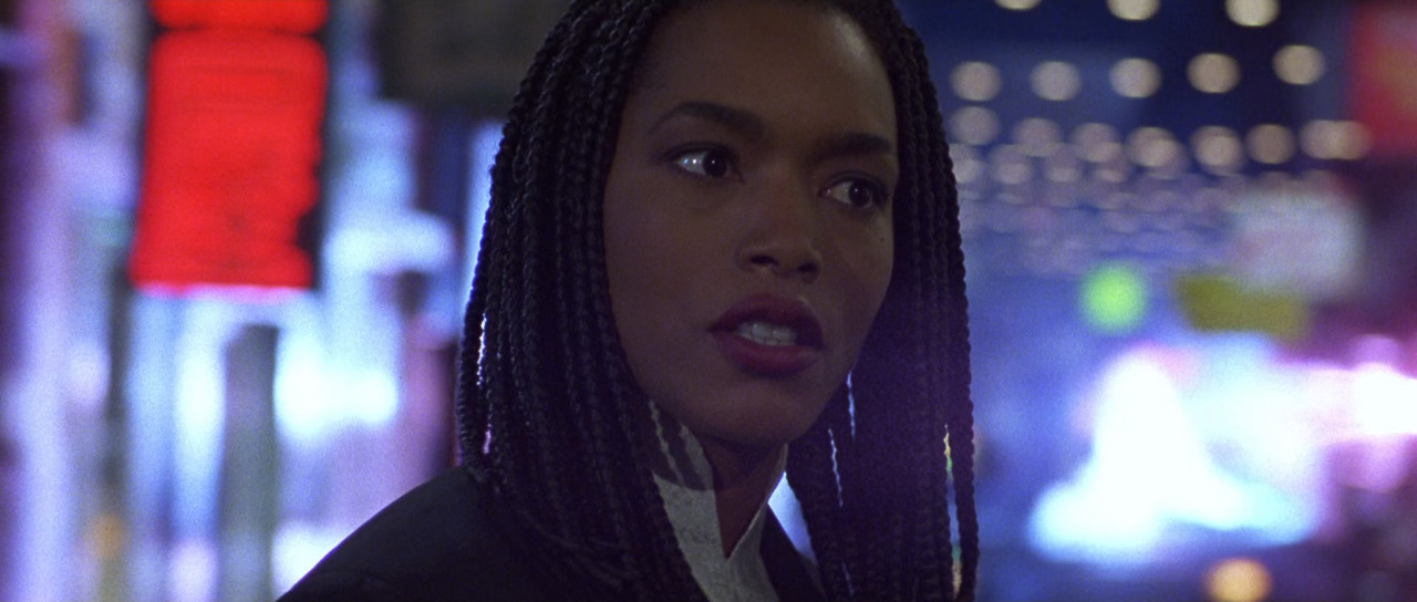 Strange Days (1995).mkv_snapshot_00.59.59_[2018.02.25_02.29.42]