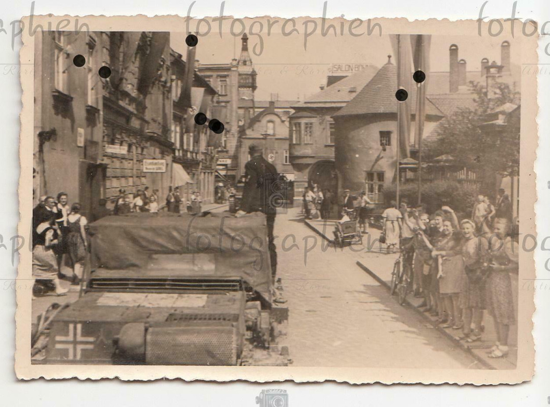 org. Foto Rückkehr Empfang dt. Truppen Bevölkerung Stadt
