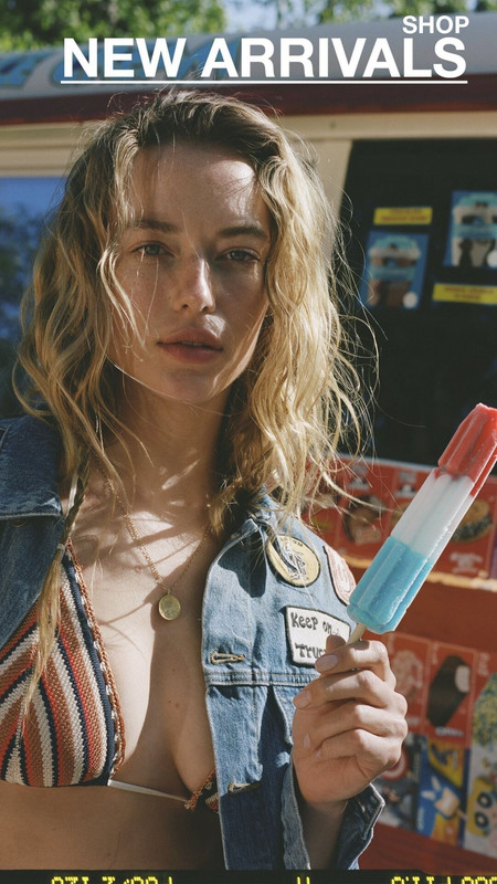 hannah-ferguson-for-solid-striped-x-re-done-2019-swimwear-6