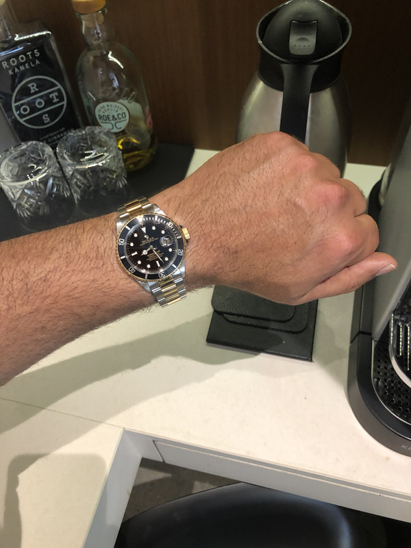 85292956-4BE8-48A3-9317-A4BC8F34FBF4