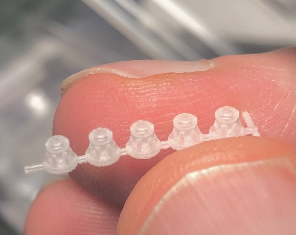 AD723338-0905-4554-98CA-3FCC4FA65DB1