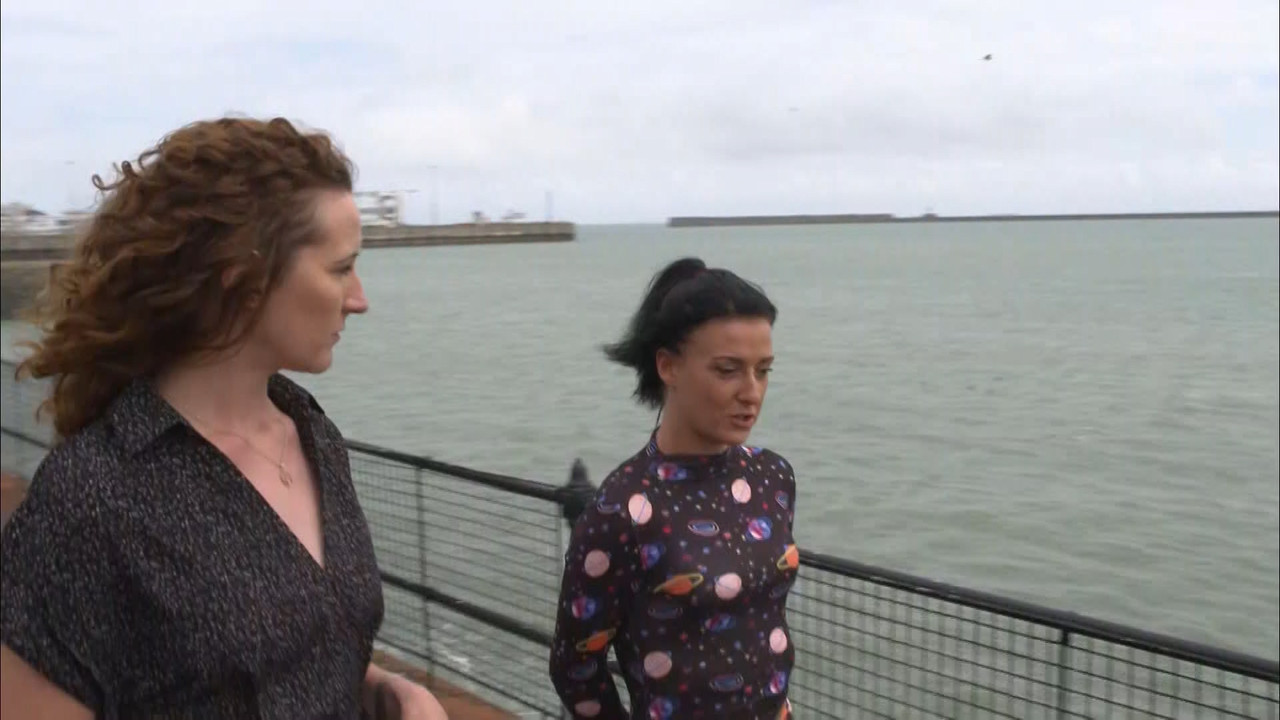 ITV Evening News_20230813_18301845.ts_snapshot_02.32.398