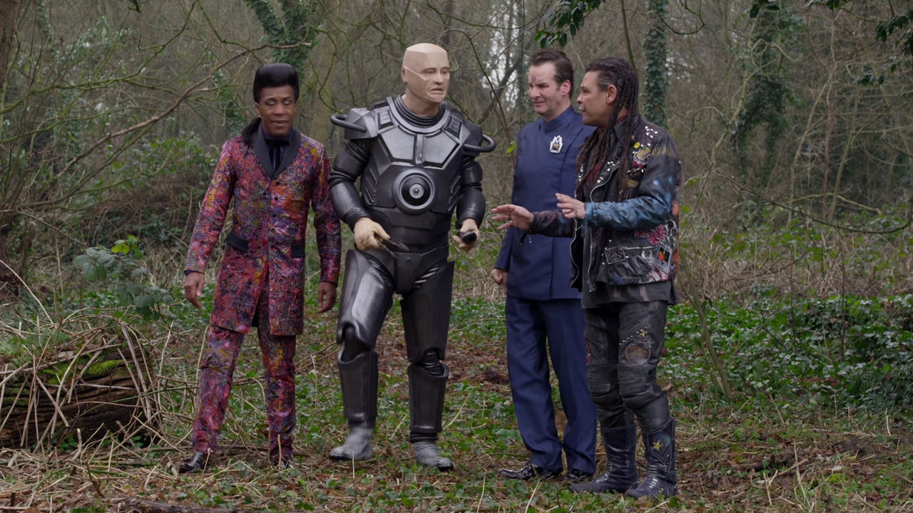 Red.Dwarf.S10E03.Lemons.1080p.DTS-HD.MA.5.1.AVC.REMUX-FraMeSToR[SS]14