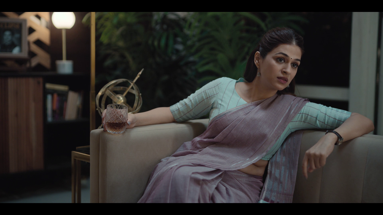 vlcsnap 2025 11 06 22h03m45s703