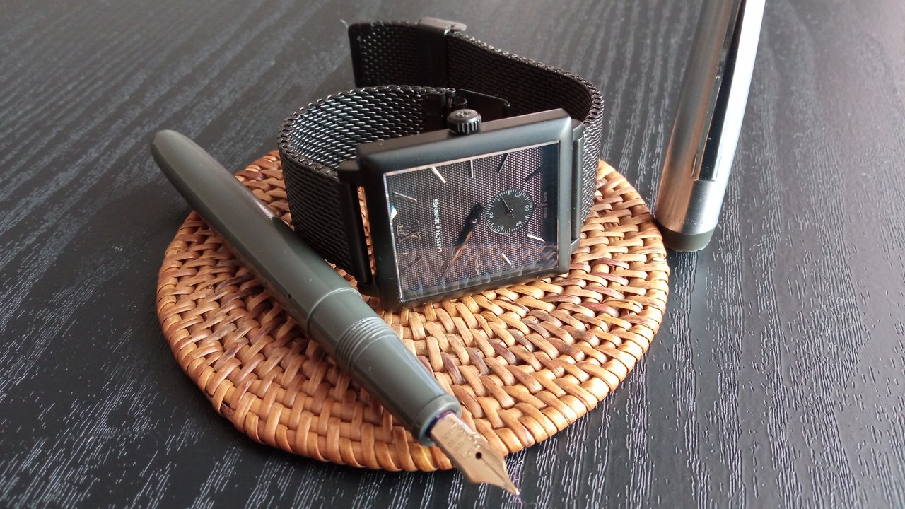 Feu de Stylos... et Montres - tome 3 - Page 21 IMG-20231129-094924