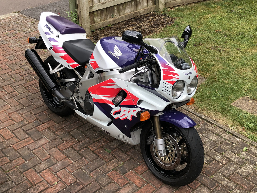 5CEB0037-DCF1-4E78-BE41-DF043B390FC3