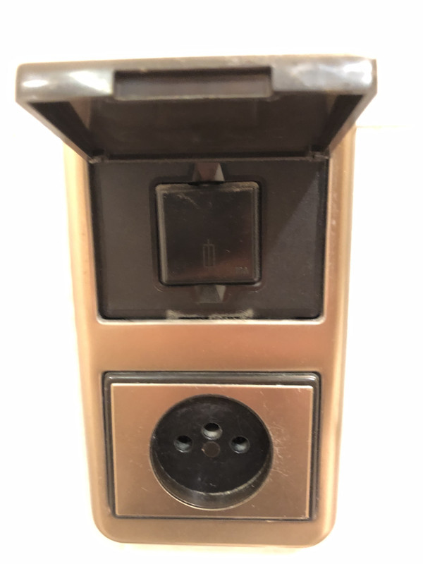 C46CAEF0-8B0C-4B7C-8318-2A6B4D41A1DA