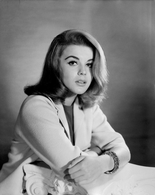 Ann-Margret_mc80