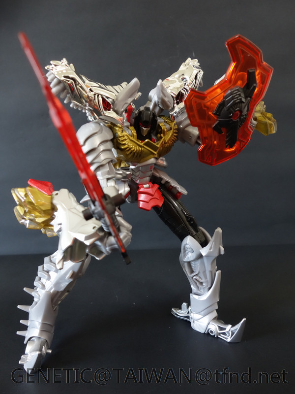 Platinum-Grimlock-3