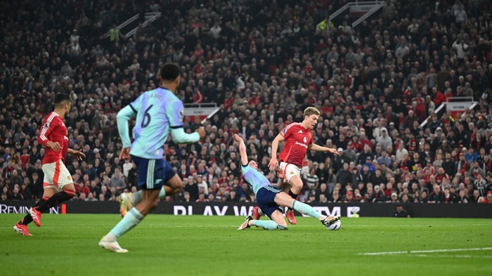 Manchester United vs Arsenal FC, 22h30 ngày 17/08