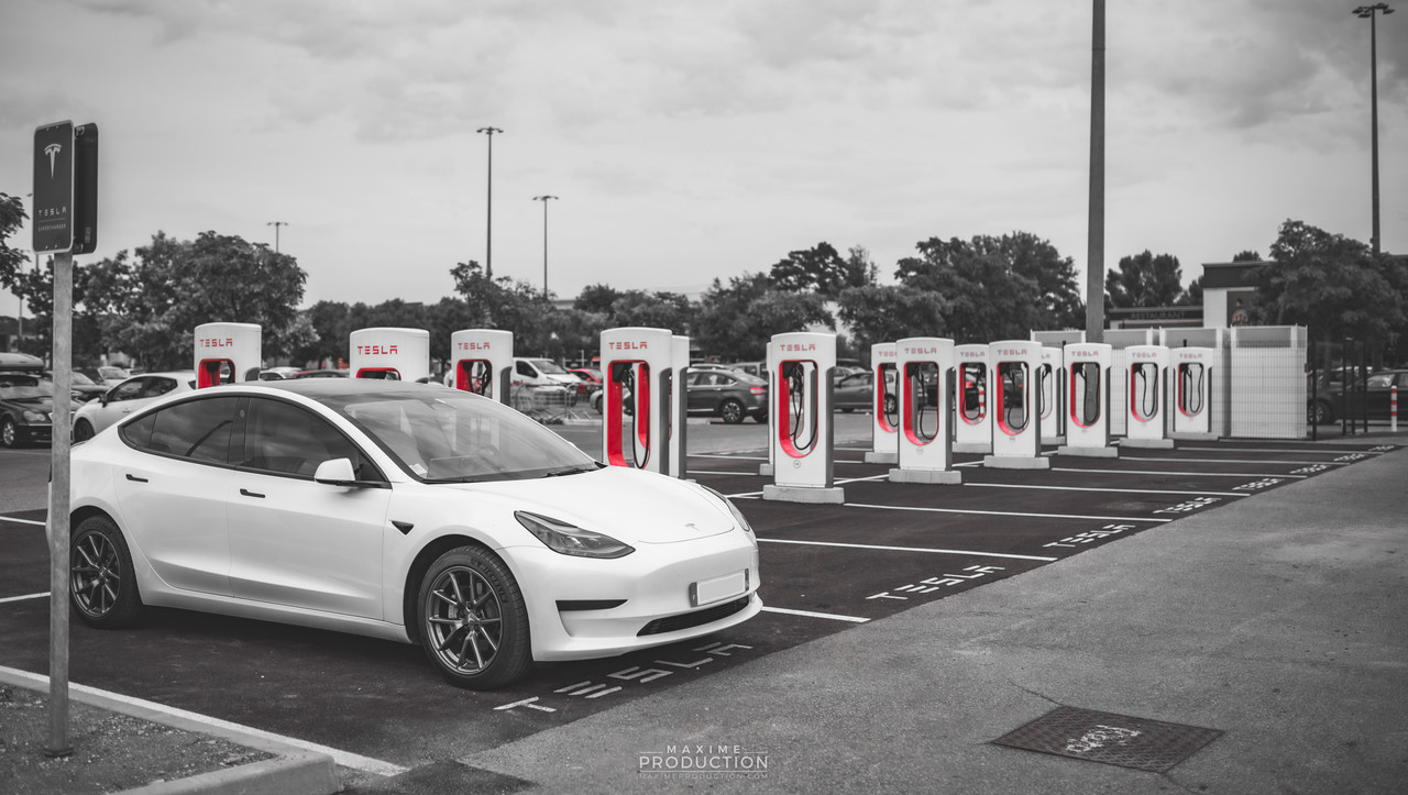 tesla avignon SUC-3