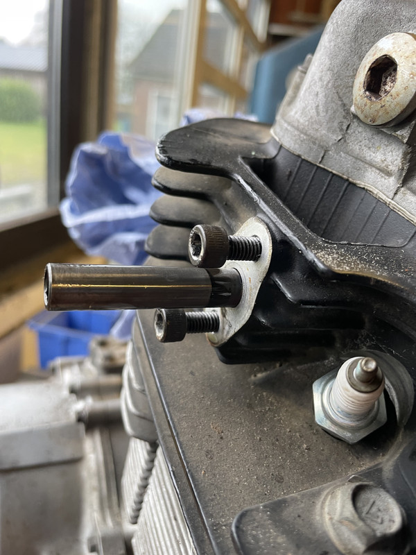 EA63DBC8-8AD9-4BF8-9257-52CA3BC2943D