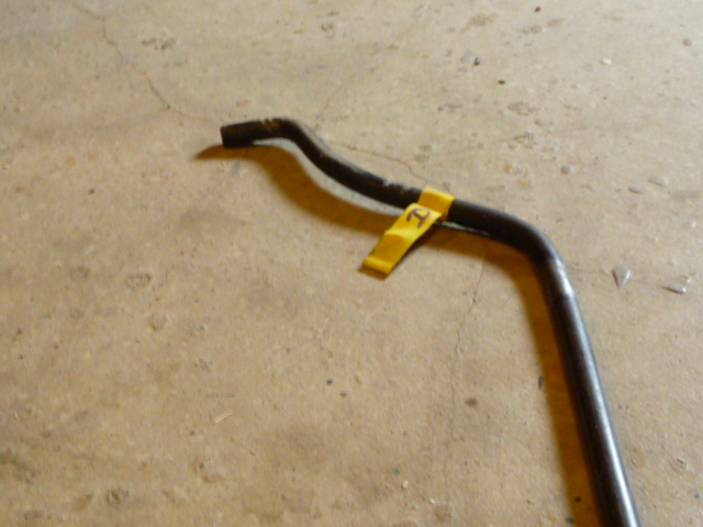 côté droit de barre anti rouli