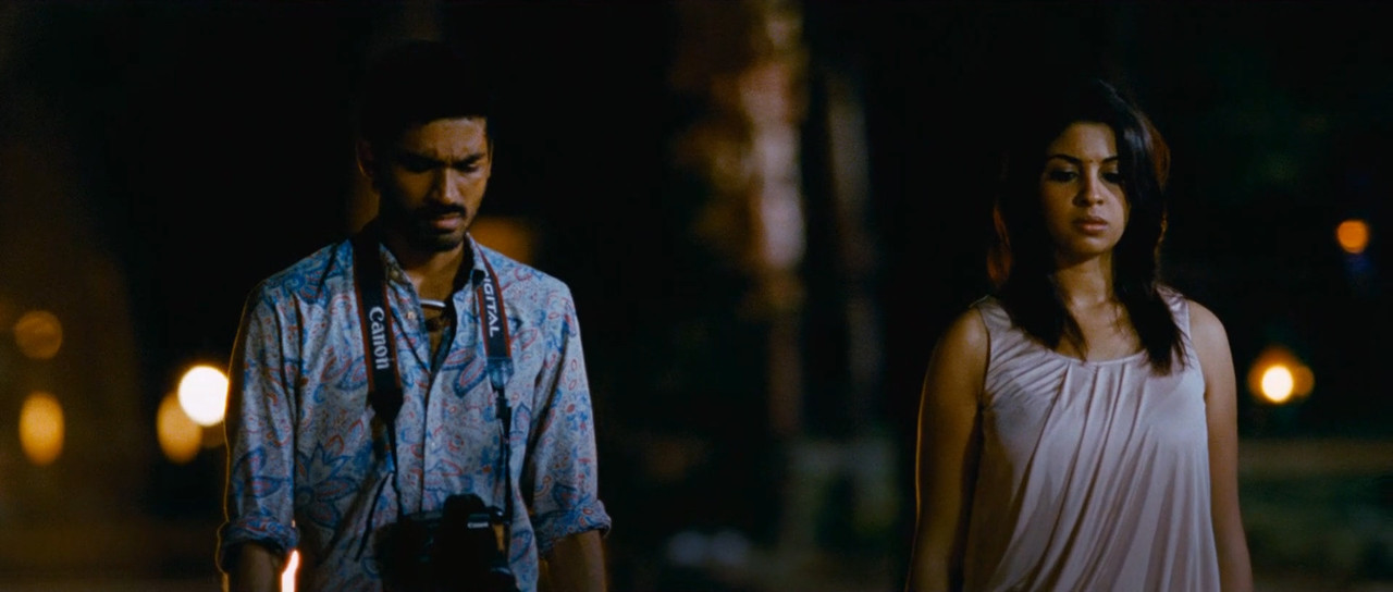 Mayakkam Enna (2011) Tamil - UnTouched True HD 1080p AVC x264 - 6.8GB.00_00_30_20.Still077