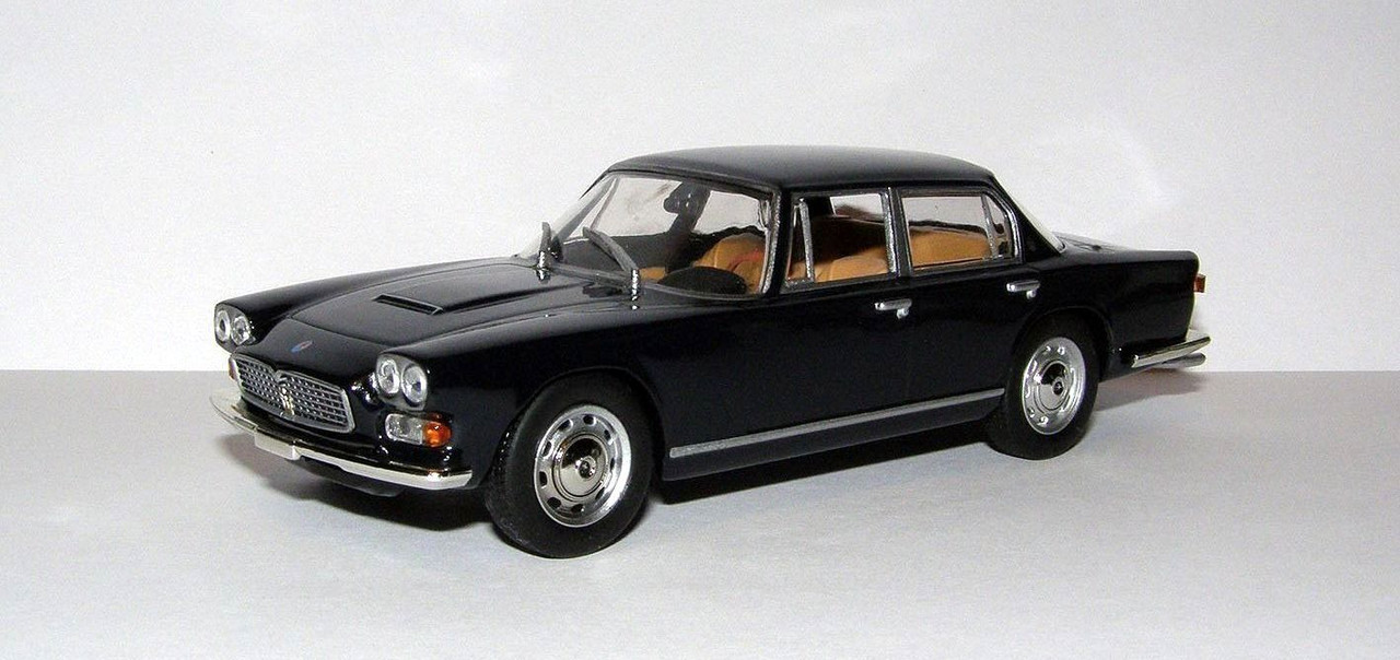 1966 Maserati Quattroporte Series IA (Tipo AM107) Sedan by Pietro Frua (Leo Models S005) 1