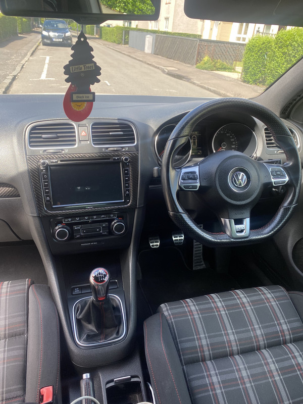 28A8E658-3B87-4F6C-A25C-DDD9A7D2CFDE