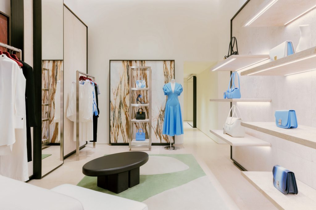 Ferragamo, la nuova boutique di Milano Montenapoleone Ferragamo, la nuova boutique di Milano Montenapoleone