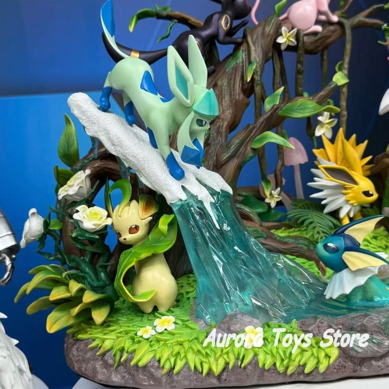 Statuette Pokémon Famille Évoli 1