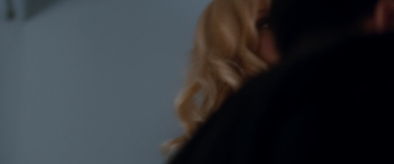 Burlesque (2010) (1080p BluRay x265 FreetheFish)-7