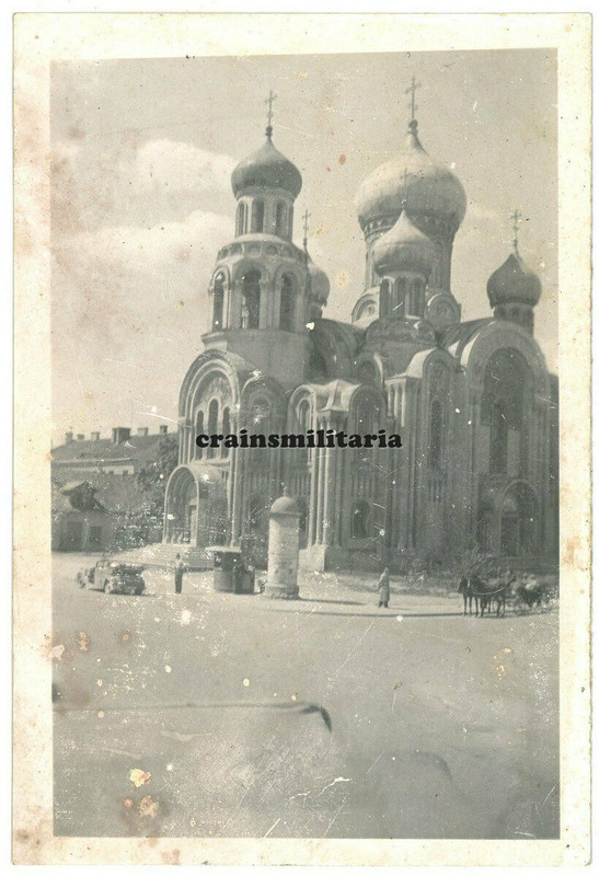 Foto Pkw Bevölkerung bei orthodoxe Kirche in Russland 1942