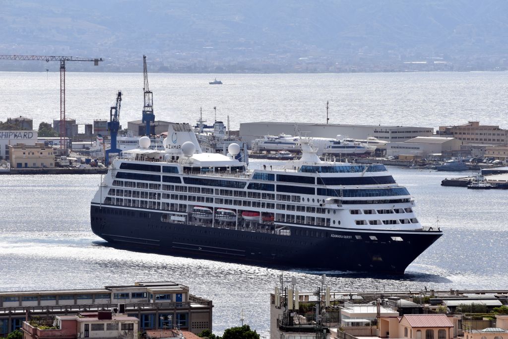 DSC-0881-Azamara-Quest-Rid.jpg