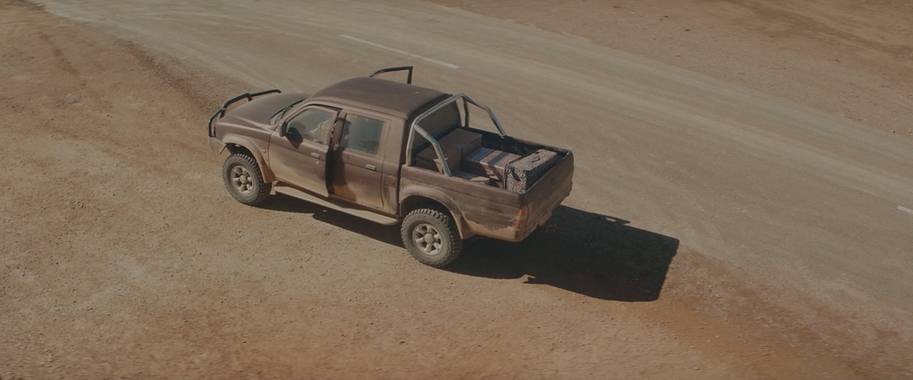 The Royal Hotel (2023) .mkv HD 720p E-AC3 iTA DTS AC3 ENG x264 - FHC.mkv_20240825_212850.364