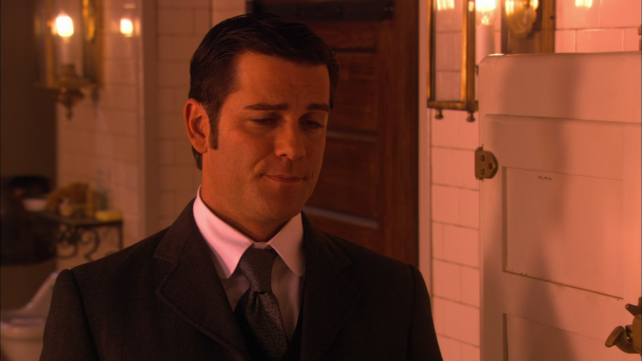 Murdoch Mysteries (2008) - S04E01 - Tattered and Torn (1080p Blu