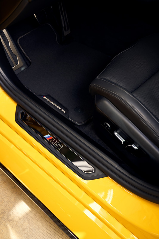 P90562529_highRes_the-bmw-m-performanc