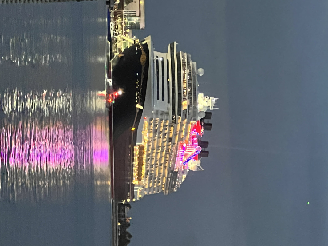 065216A5-9C08-474D-828D-D07F264E0565