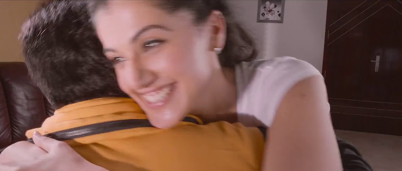 Kanchana-2-2015-Hindi-Web-Rip-720p-x264-AVC-AAC-2ch-mkv-0003