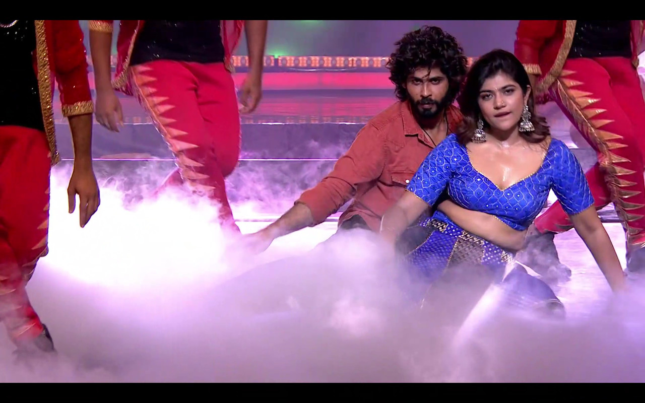 [Image: vlcsnap-2025-11-04-18h03m22s532.jpg]