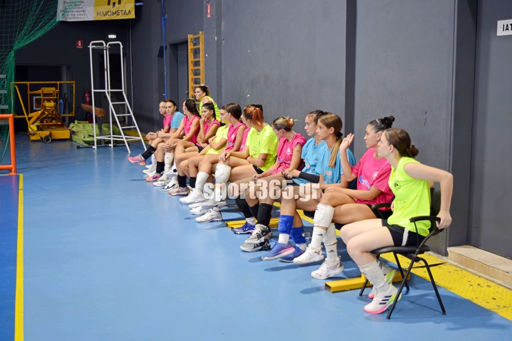 , &Alpha;&pi;ό&lambda;&lambda;&omega;&nu;&alpha;&sigmaf; &Kappa;&alpha;&lambda;: Restart &gamma;&iota;&alpha; &tau;&eta;&nu; &omicron;&mu;ά&delta;&alpha; &gamma;&upsilon;&nu;&alpha;&iota;&kappa;ώ&nu; &mu;&epsilon; &alpha;&nu;&alpha;&nu;&epsilon;&omega;&mu;έ&nu;&omicron; &kappa;&alpha;&iota; &nu;&epsilon;&alpha;&nu;&iota;&kappa;ό &pi;&rho;ό&sigma;&omega;&pi;&omicron; (&Beta;ί&nu;&tau;&epsilon;&omicron; & &Epsilon;&iota;&kappa;ό&nu;&epsilon;&sigmaf;)