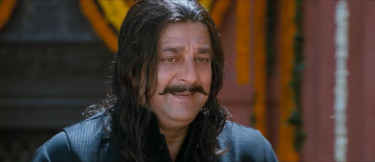 Son of Sardaar 2012 BluRay [Hindi] 480p 720p ESub Screenshot