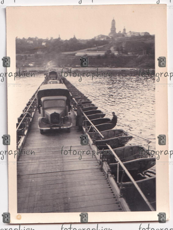 org. Foto Ukraine Kiew Ponton Brücke Dnjepr Kfz Lkw