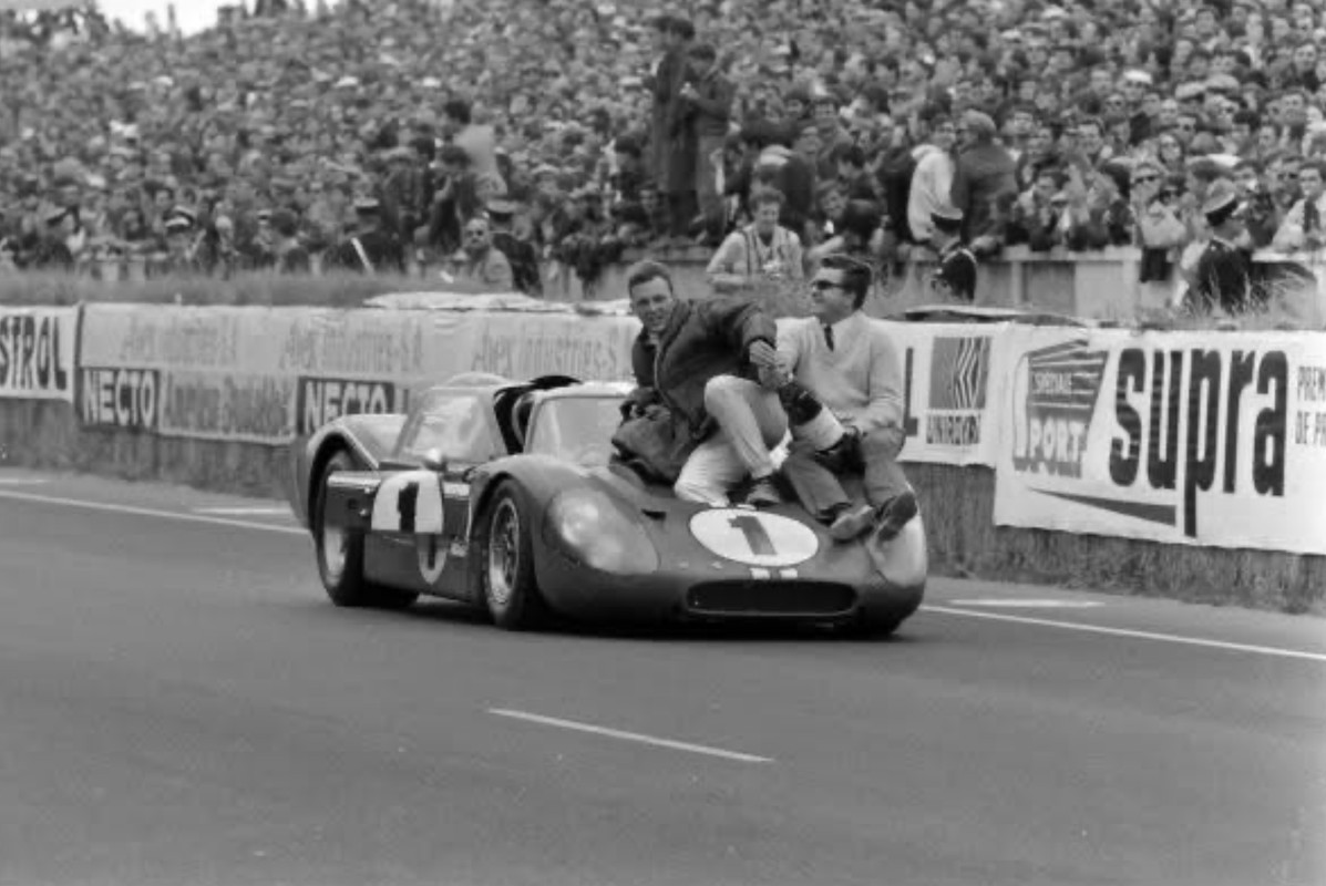 E1BF7F42-E297-484C-A392-838241452DAC