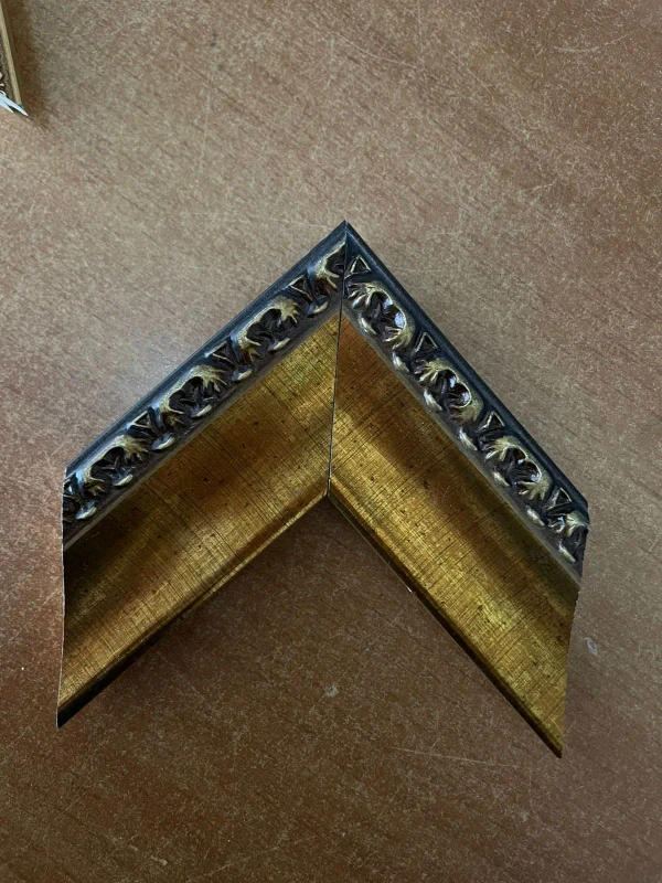 Exemplo de moldura trabalhada 1