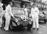 24 HEURES DU MANS YEAR BY YEAR PART ONE 1923-1969 - Page 26 51lm52-Renault4cv1063-JSandt-PMoser