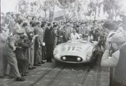  1955 International Championship for Makes - Page 3 55tf112-Mercedes-Benz-300-SLR-J-M-Fangio-K-Kling