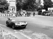 24 HEURES DU MANS YEAR BY YEAR PART ONE 1923-1969 - Page 41 57lm15-Jag-D-J-Lawrence-N-Sanderson-4