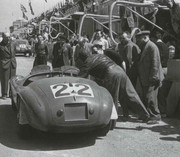 24 HEURES DU MANS YEAR BY YEAR PART ONE 1923-1969 - Page 19 49lm22-F166-MM-LChinetti-15