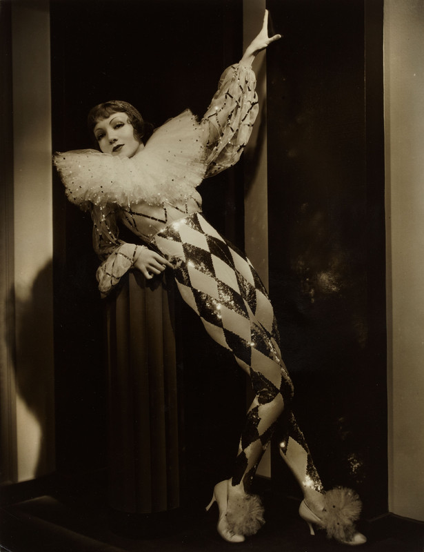 claudette_colbert_c92