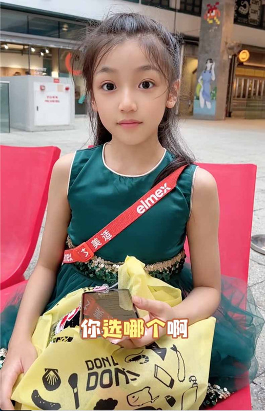 罗意淳,ロリータ,Lolita,萝莉塔,炉利,Loli,萝莉,亜炉,華炉,少女,甜妹