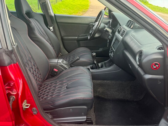 Impreza-interieur.jpg
