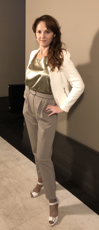 E4225336-60CF-4D7F-9EBF-D44DFB3DEF15