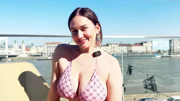 JacquieEtMichelTV – Amuse Adore – 38 years old, English teacher!