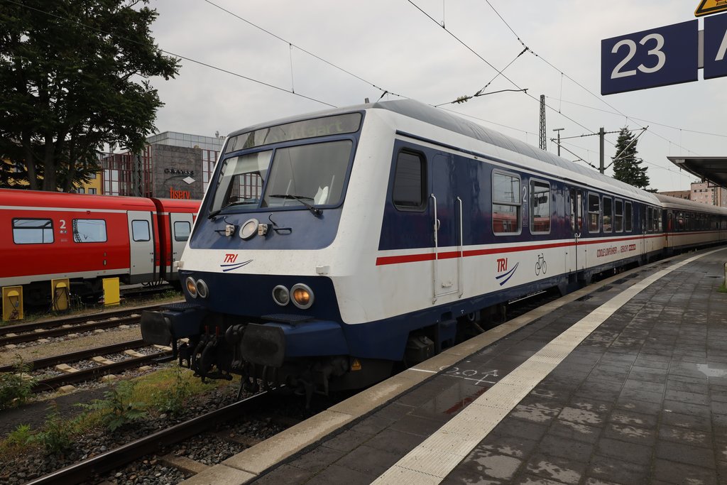 AD1A8933