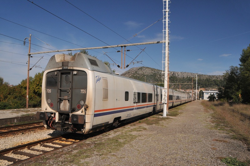 Talgo, ba! Talgo-apljina-433-390